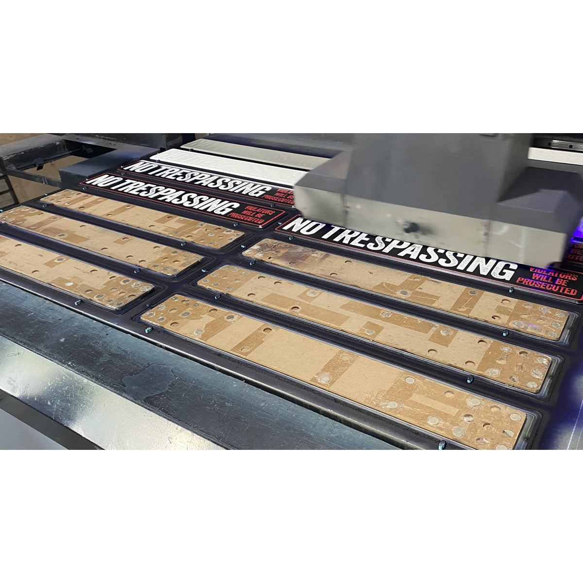 UV printing process for custom metal no trespassing signs